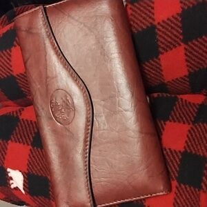 Red Buxton genuine cowhide leather clutch wallet